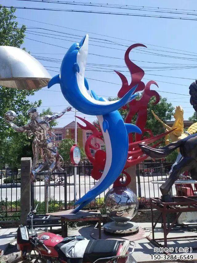 創(chuàng)意不銹鋼海豚雕塑廠家 步行街店門(mén)口雕塑 影視劇小品