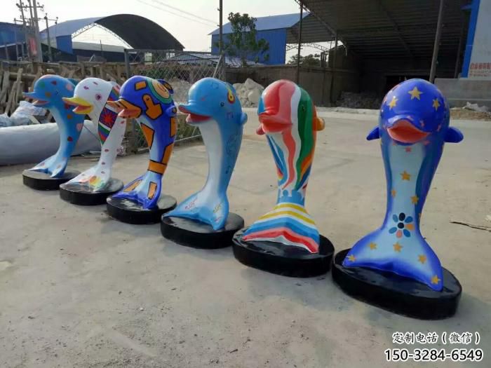 仿古玻璃鋼海豚雕塑廠家 庭院彩繪雕塑 田間小品