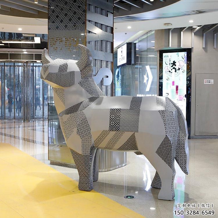 街道小牛雕塑，動(dòng)物小品，啞光工藝