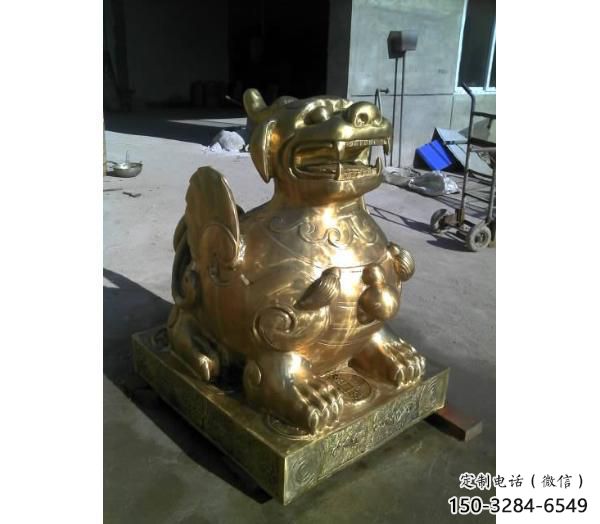 景區(qū)貔貅雕塑，鍍金歐式雕塑，鐵藝材質(zhì)