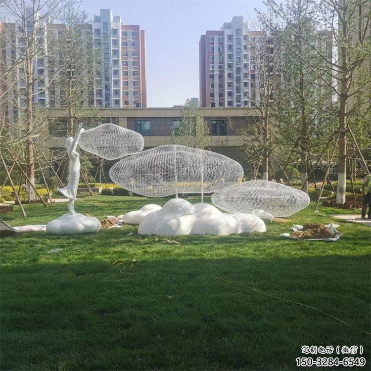 大型云梯雕塑 鍛造發(fā)光梯子雕塑 房地產(chǎn)云朵雕塑