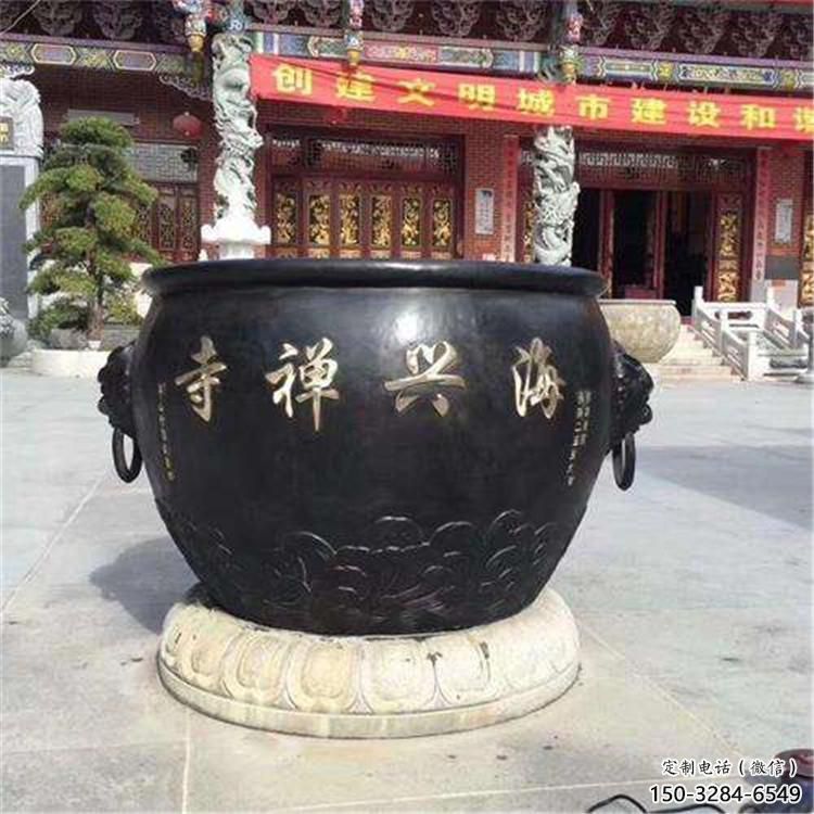 寺院鐵缸雕塑