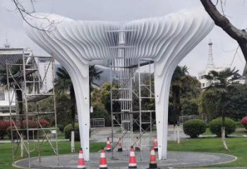 精神堡壘雕塑，折紙藝術(shù)形式，城市景觀建筑雕塑