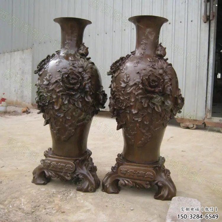 銅花瓶雕塑供應(yīng)，城市裝飾，彩色銅花瓶雕塑優(yōu)選