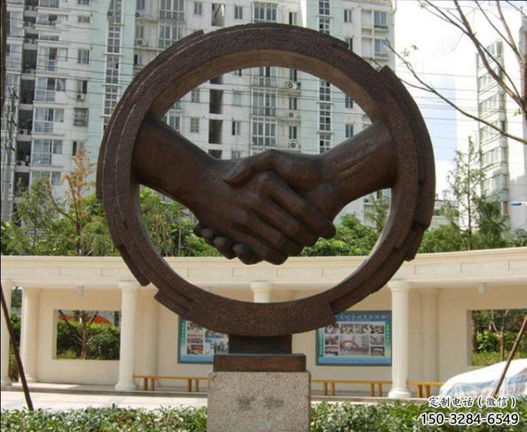 噴漆握手雕塑