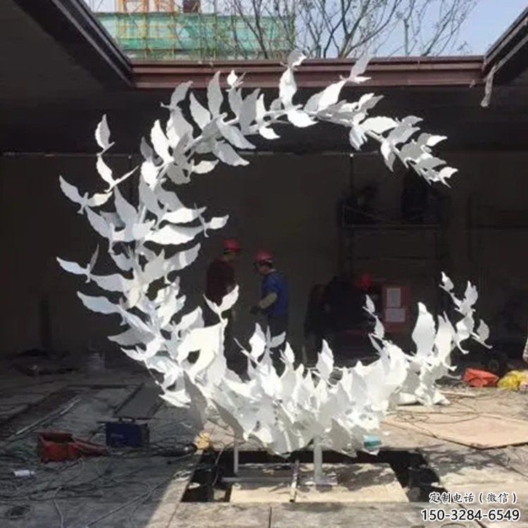創意花環雕塑