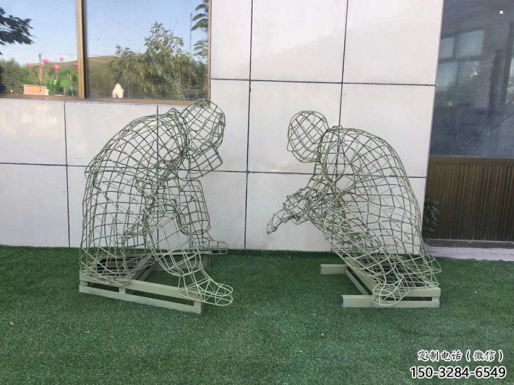 葫蘆島鏤空下棋雕塑供需，廣場(chǎng)雕塑，鐵藝民俗人物雕塑選用