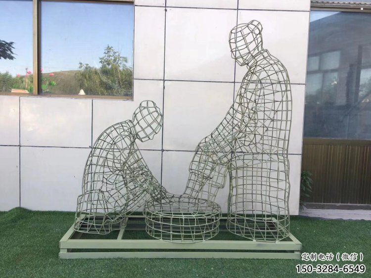 臨汾鏤空洗腳雕塑制作，園林裝飾，鐵藝孝道人物雕塑