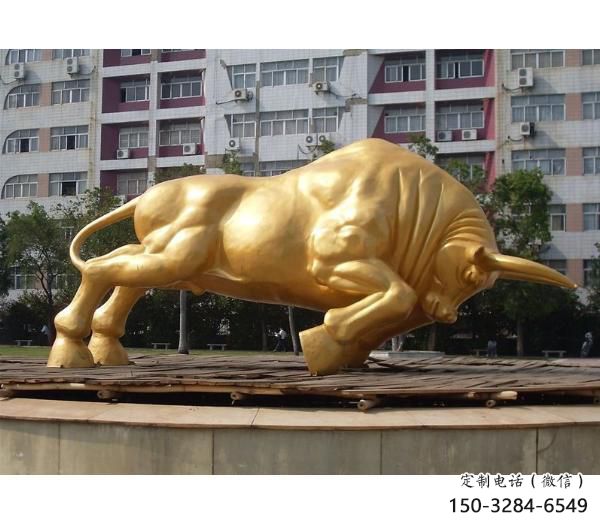 綿陽風景區開荒牛雕塑
